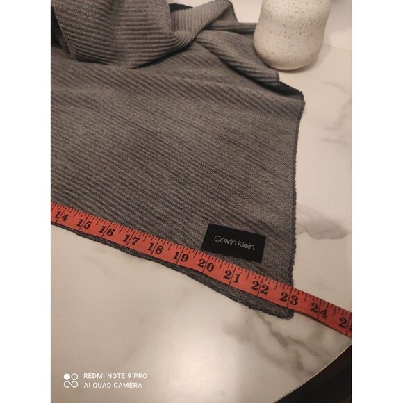 Calvin Klein Reversible Gray & Black Long Knit Scarf Wrap Shawl Soft 96” - Picture 8 of 10